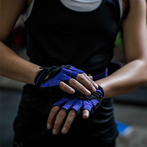 Harbinger Women's Flexfit Weightlifting Gloves with Flexible Cushioned Leather Palm (Pair), Purple, Medium - yrGear Australia